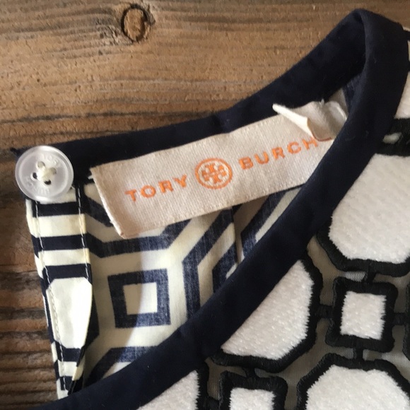 Tory Burch Geometrical Lace Top, Size 4 - Picture 2 of 8